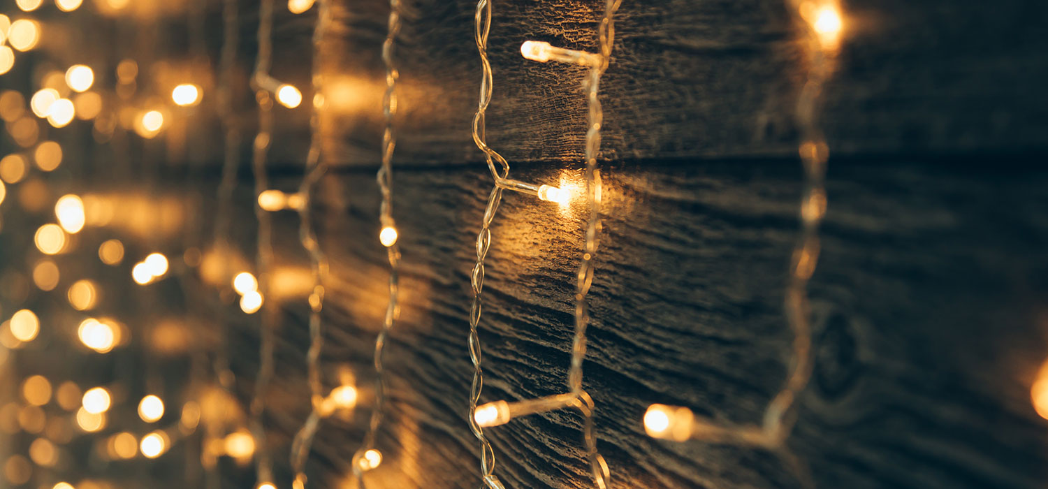 Πώς να επιλέξεις Χριστουγεννιάτικα φωτάκια εσωτερικού & εξωτερικού χώρου;